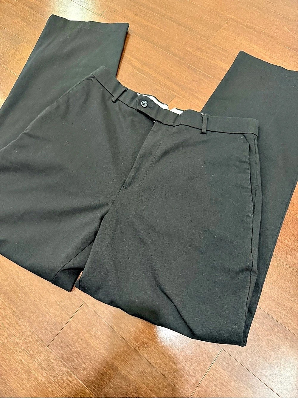 Dockers Premium Flat Front Relaxed Fit Black Pants Waist 34 x 34 Like New